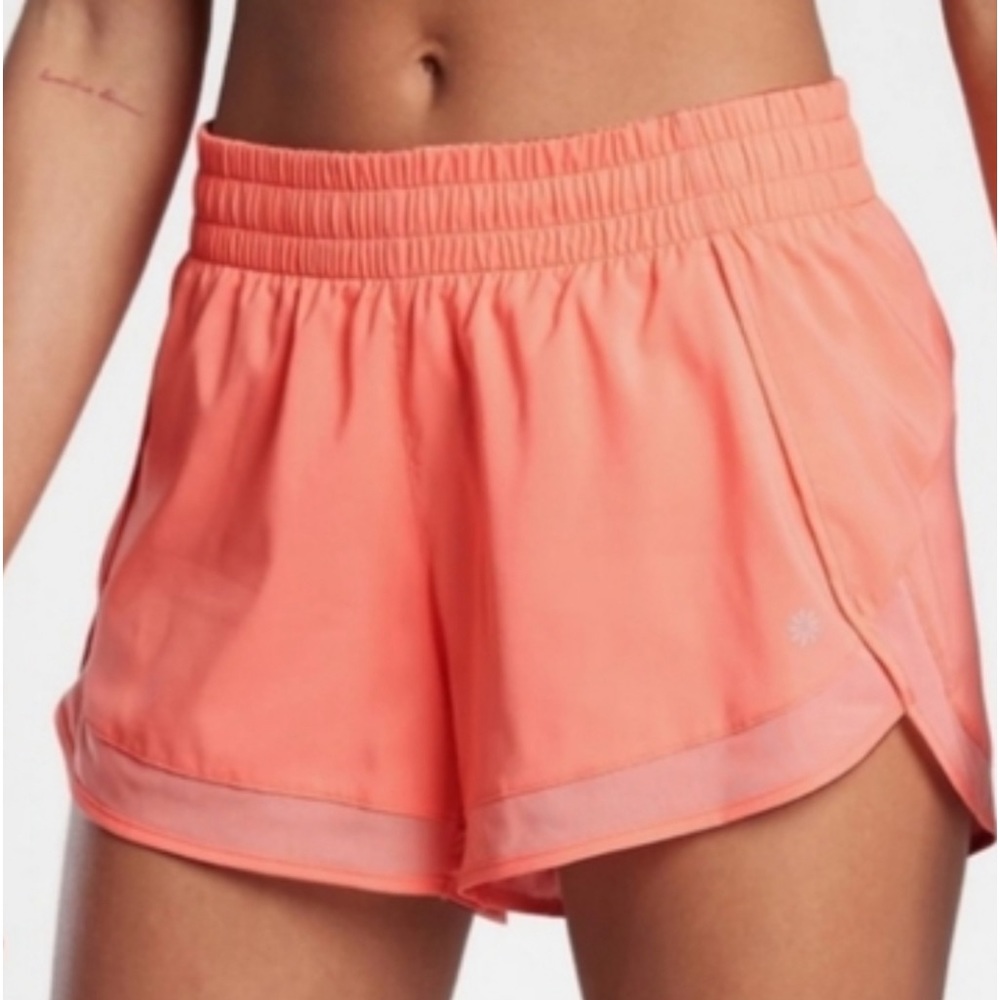 Athleta Mesh Racer Run Short 4” - size 1X in Coral